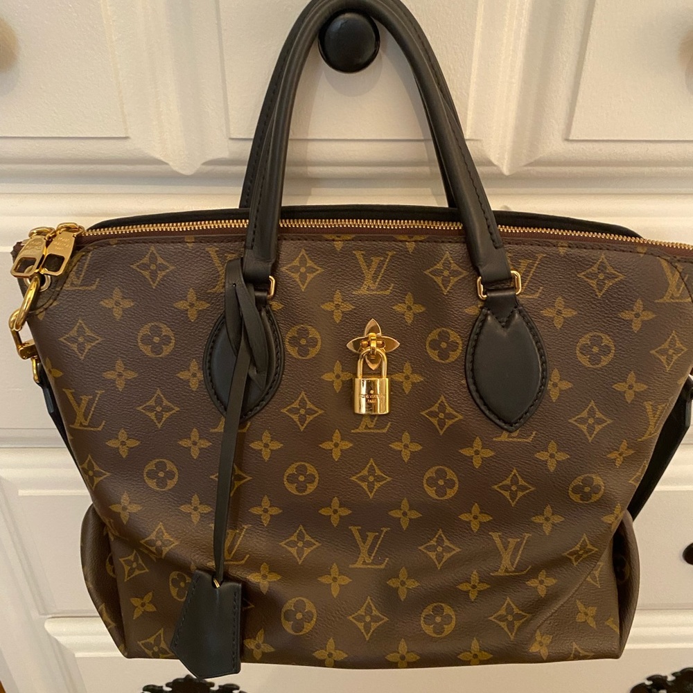 Louis Vuitton flower zipped tote MM handbag